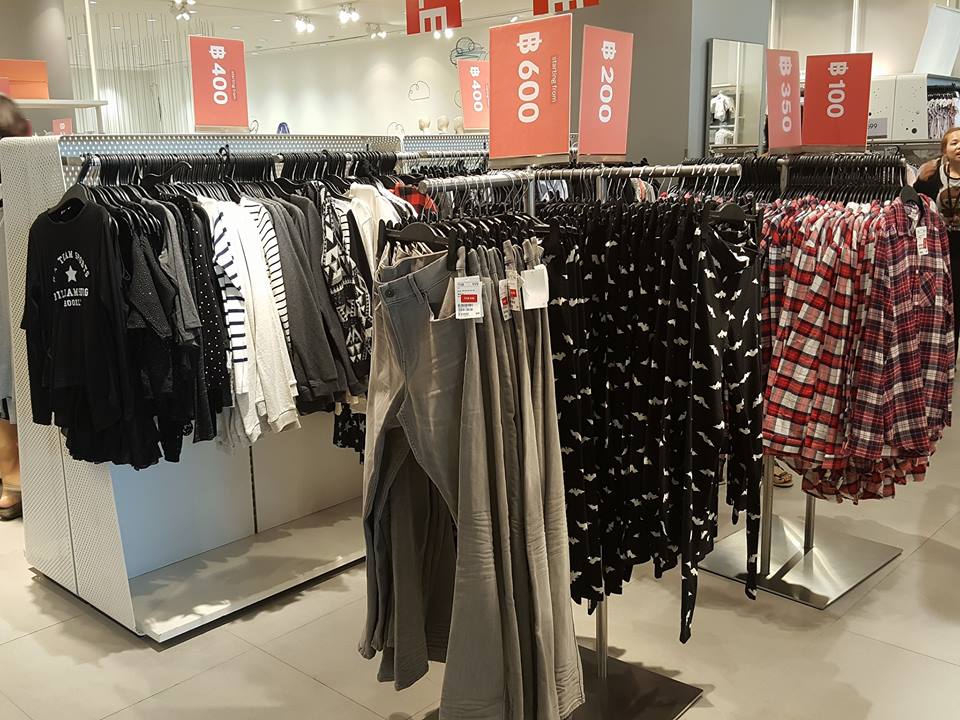 4. H&M Mid Season Sale up to 50%