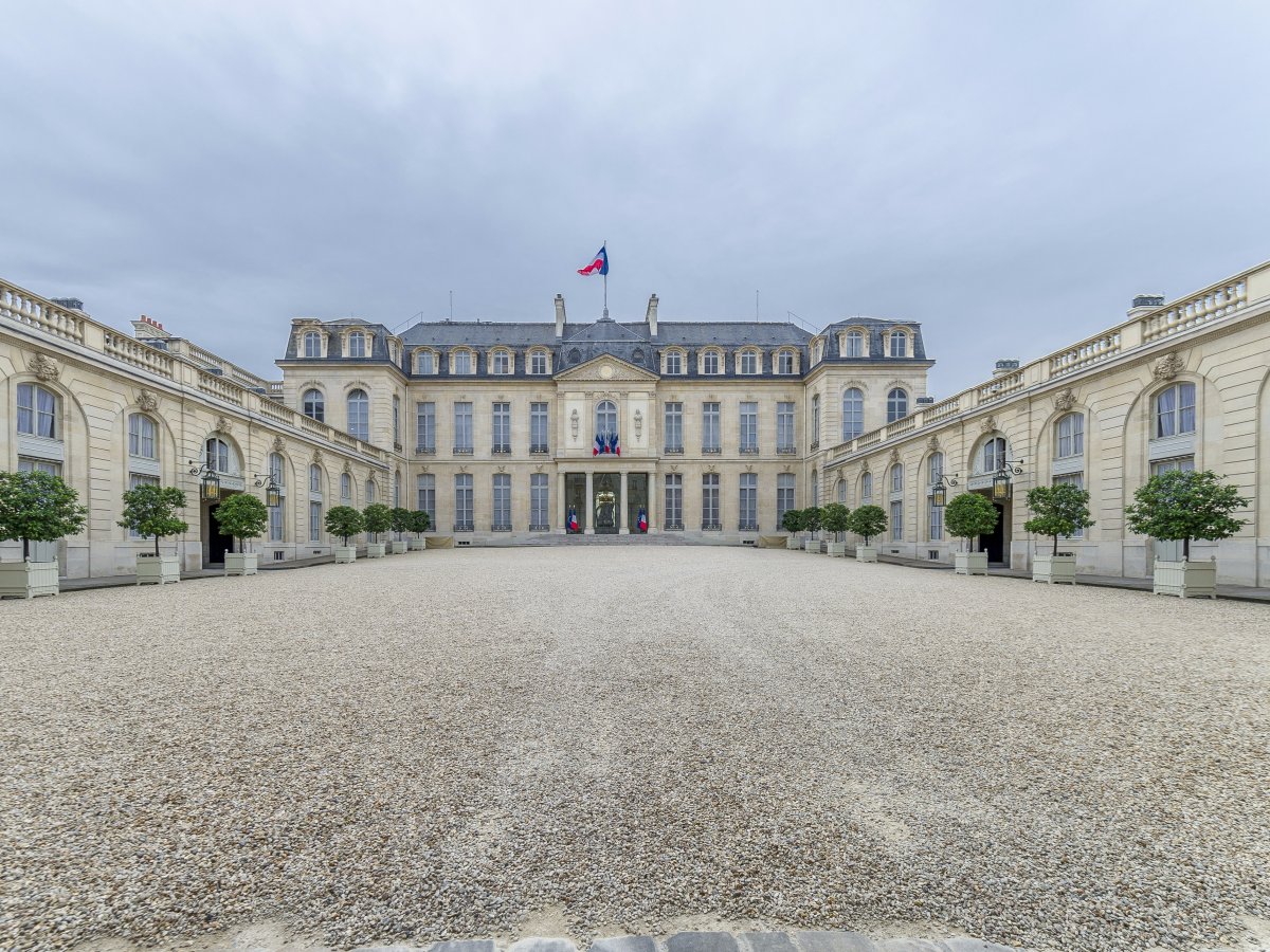 3 บ้านพักประธานาธิบดีฝรั่งเศส
