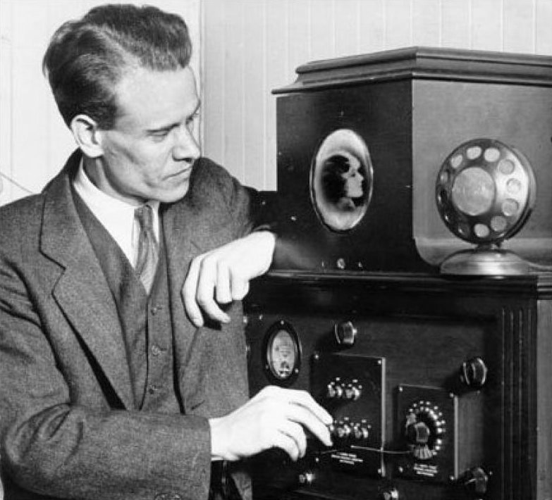 โทรทัศน์เครื่องแรกของโลก Phio Farnsworth