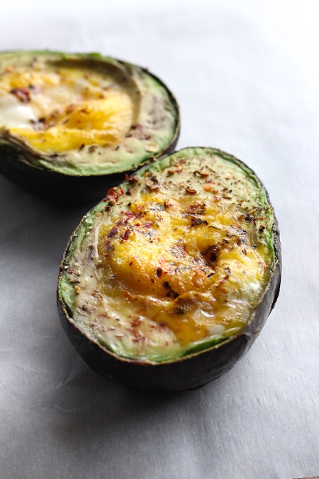 Baked-Avocado-and-Egg-3