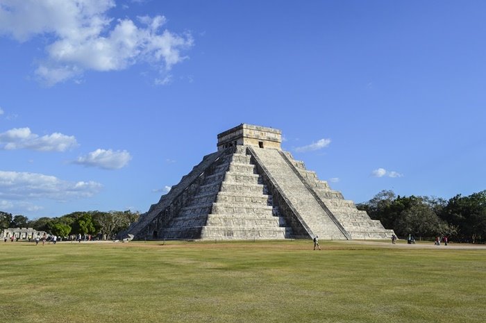 โบราณสถาน CHICHEN ITZA รัฐยูกาตัง ประเทศเม็กซิโก