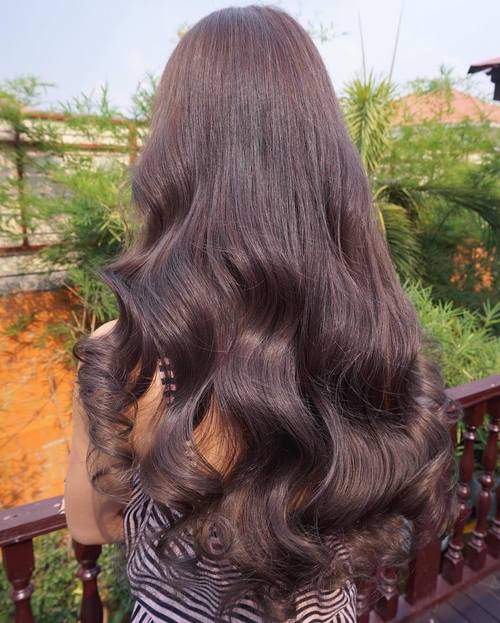 2-long-chocolate-brown-hair