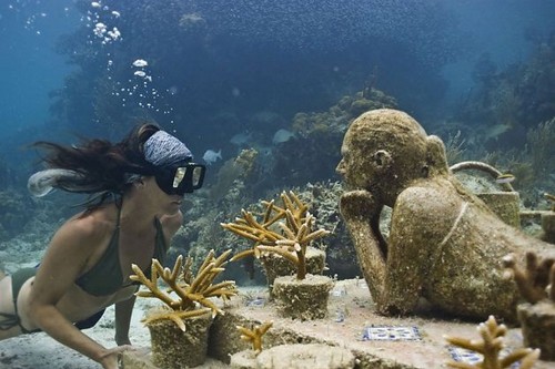 4. พิพิธภัณฑ์ ใต้น้ำแคนคูน Cancun Underwater Museum
