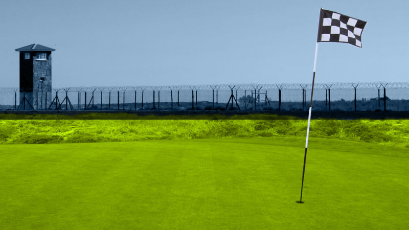 สนามกอล์ฟในเรือนจำ-Prison View Golf Course1