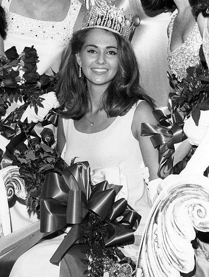 Sylvia Hitchcock (Miss Universe 1967)
